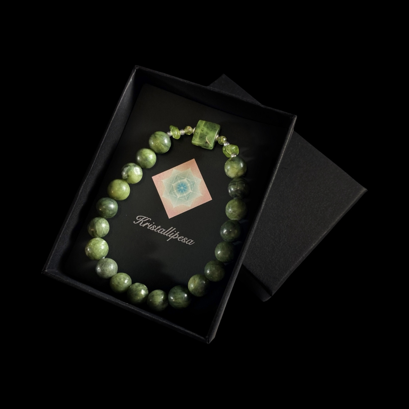 Disainkäevõru_nefriit, peridoot, granaat, serpentiin_2002007139.2.PNG