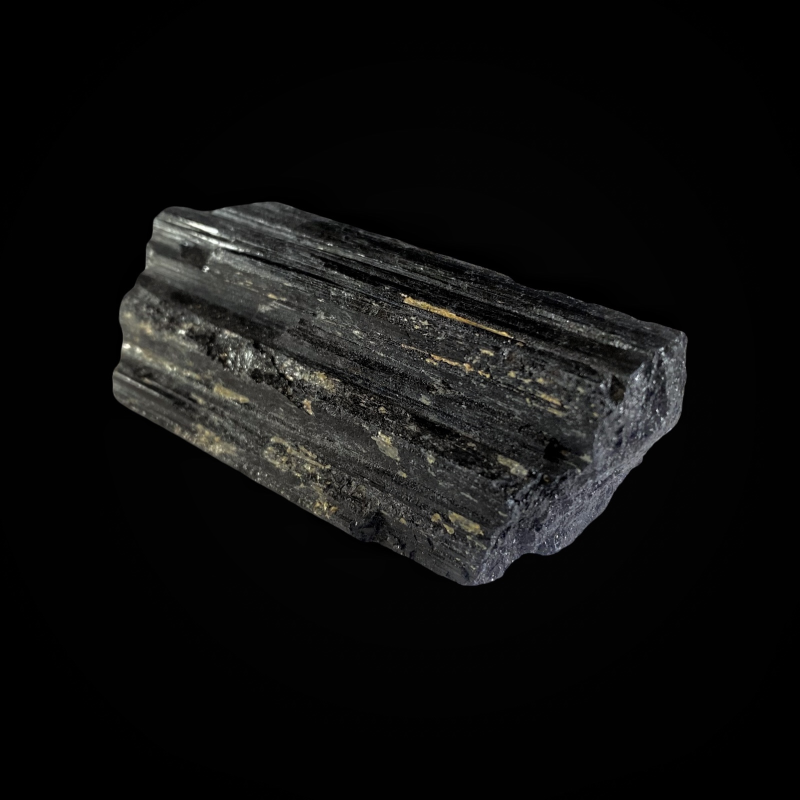 Lihvimata kristall_turmaliin_1001019977.1.PNG