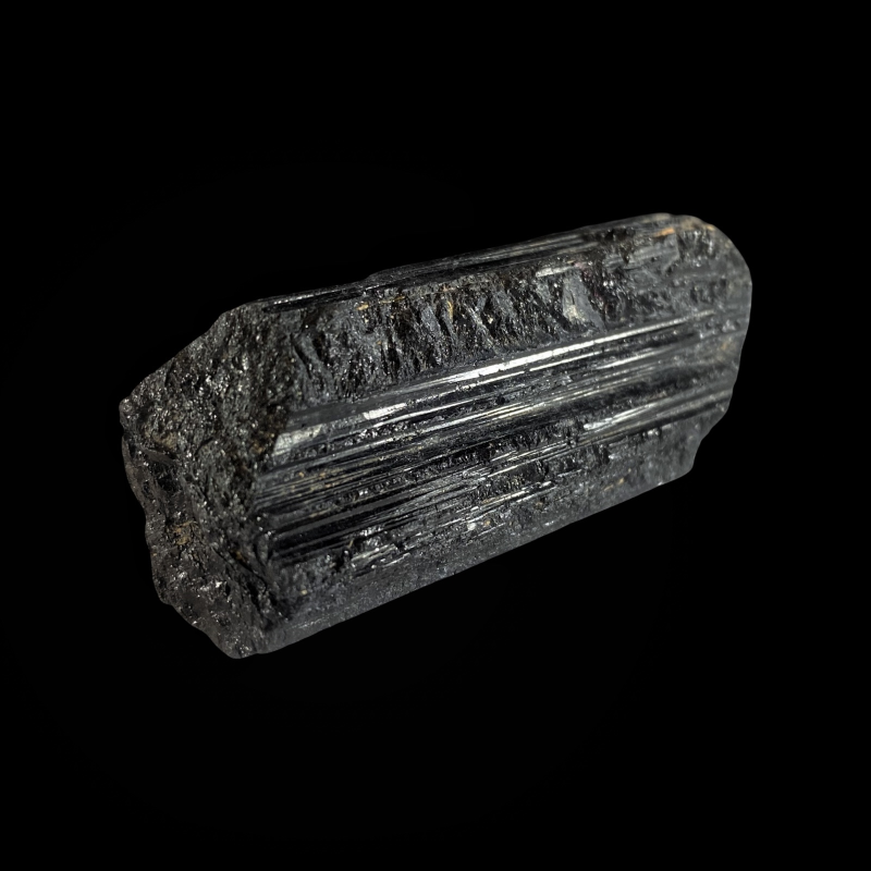 Lihvimata kristall_turmaliin_1001019977.3(1).PNG