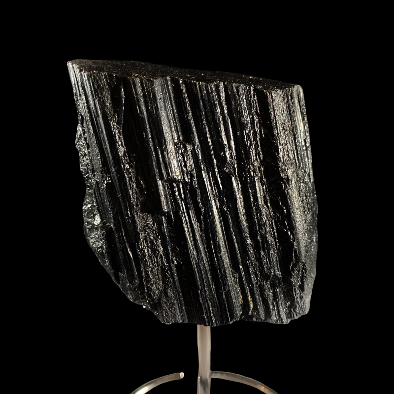 Lihvimata kristall_turmaliin_1001019978.3.PNG