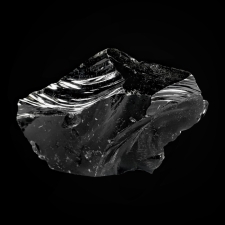 Lihvimata kristall - obsidiaan