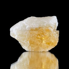 Väike lihvimata kristall - tsitriin